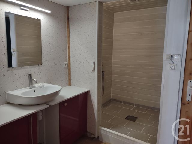 maison à louer - 5 pièces - 73.05 m2 - PAIZAY LE CHAPT - 79 - POITOU-CHARENTES - Century 21 I.C.S. Immobilier