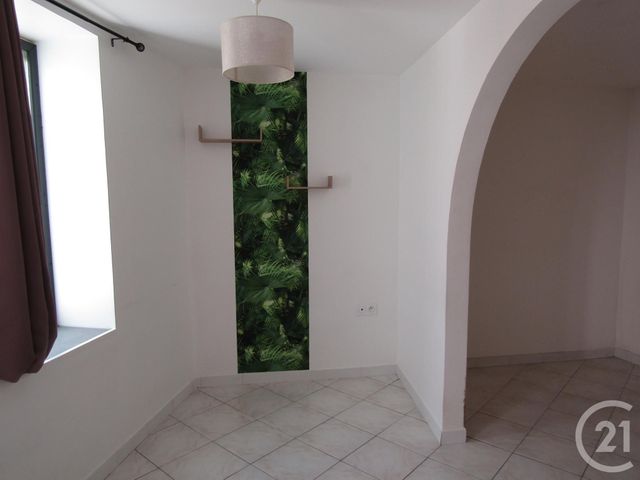 Appartement T1 à louer - 2 pièces - 28.08 m2 - CHEF BOUTONNE - 79 - POITOU-CHARENTES - Century 21 I.C.S. Immobilier