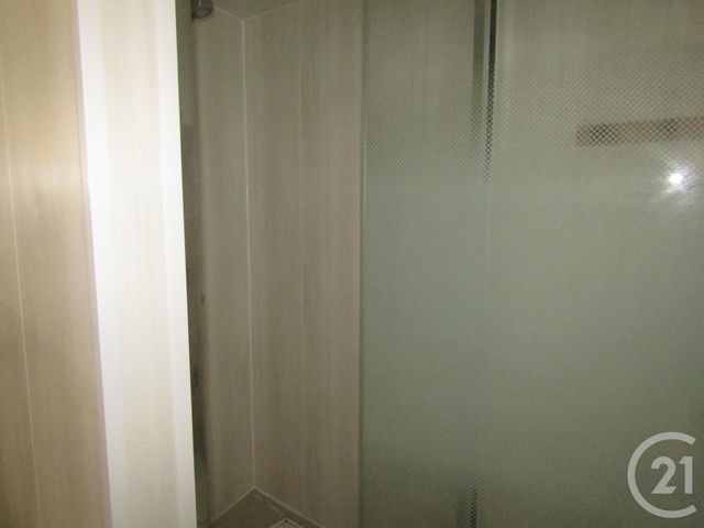 Appartement T1 à louer - 2 pièces - 28.08 m2 - CHEF BOUTONNE - 79 - POITOU-CHARENTES - Century 21 I.C.S. Immobilier