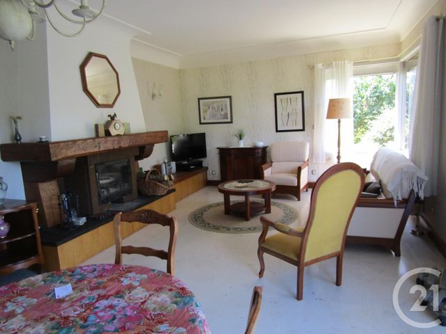 maison à vendre - 7 pièces - 134.16 m2 - SAUZE VAUSSAIS - 79 - POITOU-CHARENTES - Century 21 I.C.S. Immobilier