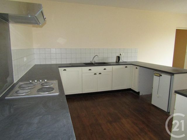 maison à vendre - 4 pièces - 143.69 m2 - LUCHE SUR BRIOUX - 79 - POITOU-CHARENTES - Century 21 I.C.S. Immobilier