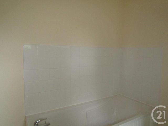 maison à vendre - 4 pièces - 143.69 m2 - LUCHE SUR BRIOUX - 79 - POITOU-CHARENTES - Century 21 I.C.S. Immobilier