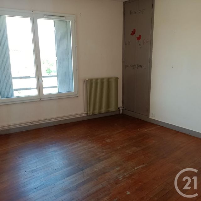 maison à vendre - 4 pièces - 95.34 m2 - LOUBILLE - 79 - POITOU-CHARENTES - Century 21 I.C.S. Immobilier