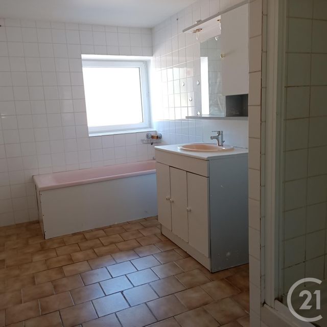 maison à vendre - 4 pièces - 95.34 m2 - LOUBILLE - 79 - POITOU-CHARENTES - Century 21 I.C.S. Immobilier