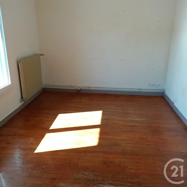 maison à vendre - 4 pièces - 95.34 m2 - LOUBILLE - 79 - POITOU-CHARENTES - Century 21 I.C.S. Immobilier