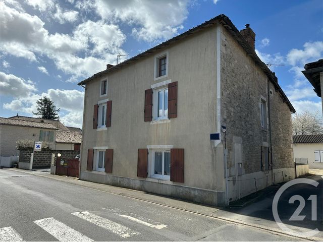 maison à vendre - 11 pièces - 194.35 m2 - SAUZE VAUSSAIS - 79 - POITOU-CHARENTES - Century 21 I.C.S. Immobilier