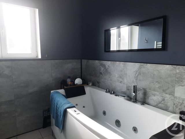 maison à vendre - 7 pièces - 202.1 m2 - ALLOINAY - 79 - POITOU-CHARENTES - Century 21 I.C.S. Immobilier