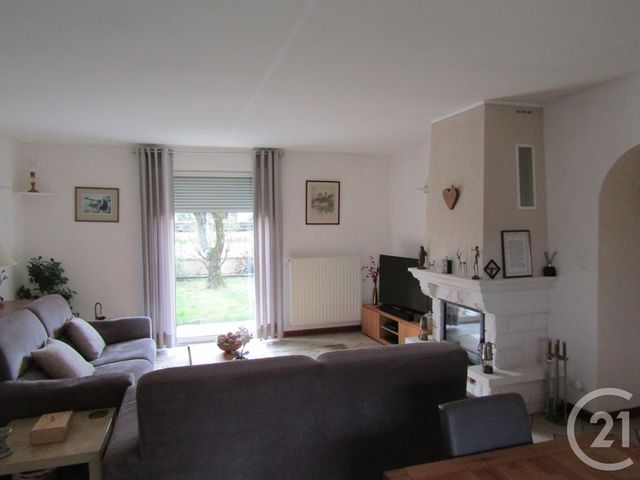 maison à vendre - 7 pièces - 105.0 m2 - SAUZE VAUSSAIS - 79 - POITOU-CHARENTES - Century 21 I.C.S. Immobilier