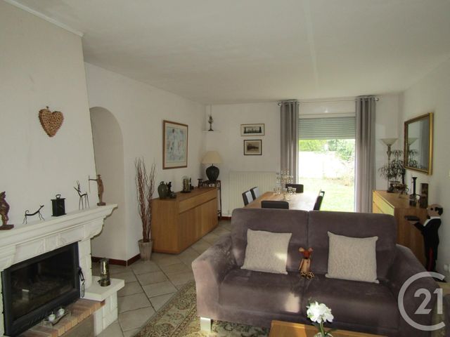 maison à vendre - 7 pièces - 105.0 m2 - SAUZE VAUSSAIS - 79 - POITOU-CHARENTES - Century 21 I.C.S. Immobilier