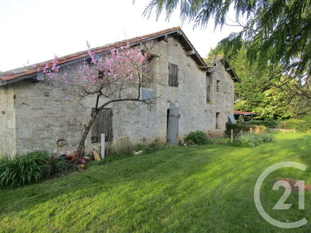 maison à vendre - 4 pièces - 123.0 m2 - ST VINCENT LA CHATRE - 79 - POITOU-CHARENTES - Century 21 I.C.S. Immobilier