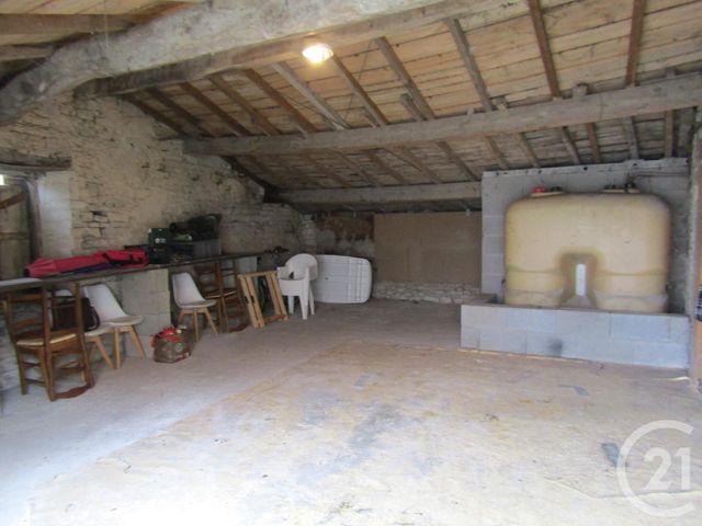 maison à vendre - 6 pièces - 105.97 m2 - LOUBILLE - 79 - POITOU-CHARENTES - Century 21 I.C.S. Immobilier
