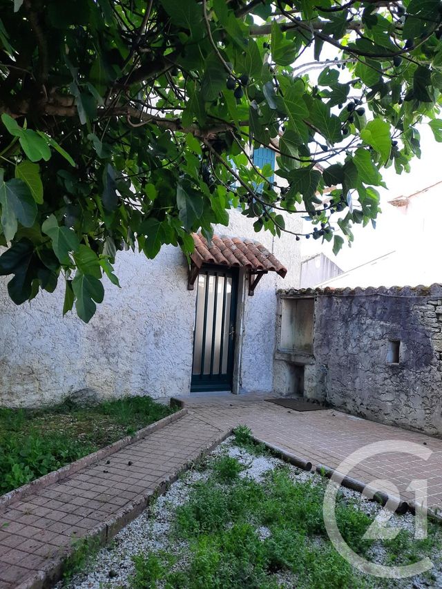 maison à vendre - 6 pièces - 105.97 m2 - LOUBILLE - 79 - POITOU-CHARENTES - Century 21 I.C.S. Immobilier