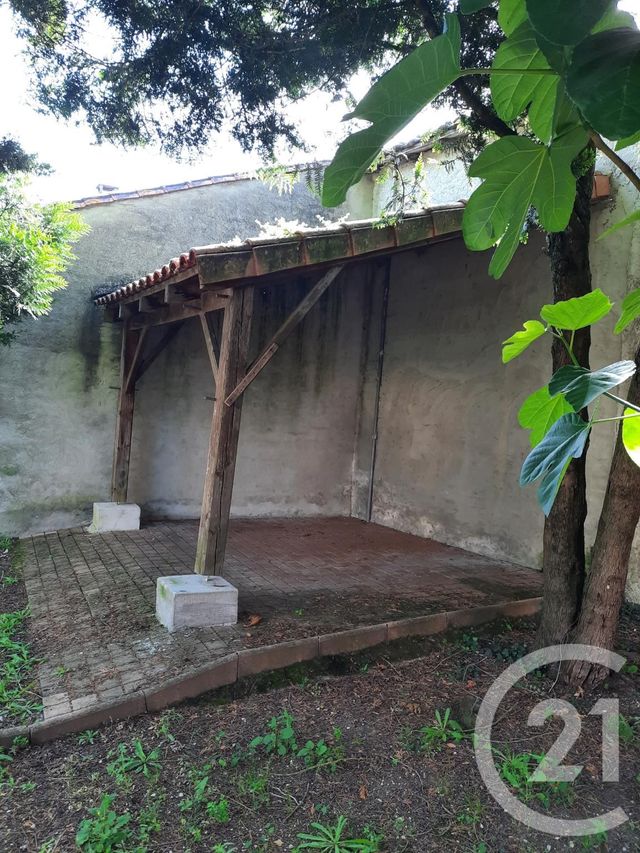 maison à vendre - 6 pièces - 105.97 m2 - LOUBILLE - 79 - POITOU-CHARENTES - Century 21 I.C.S. Immobilier
