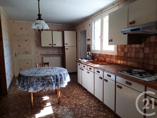 maison à vendre - 7 pièces - 192.09 m2 - BOUIN - 79 - POITOU-CHARENTES - Century 21 I.C.S. Immobilier