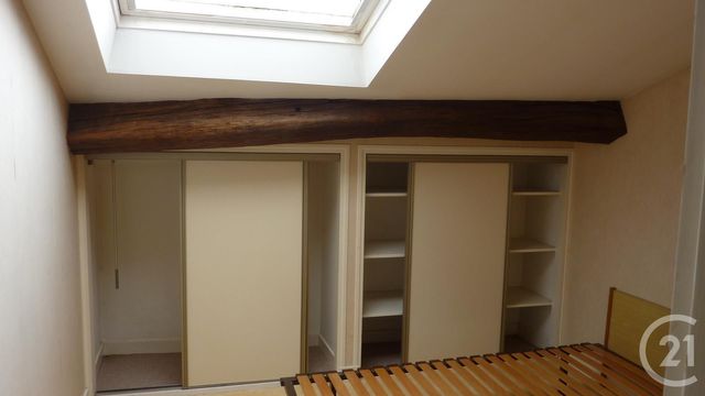 Appartement F2 à louer - 2 pièces - 28.66 m2 - CHEF BOUTONNE - 79 - POITOU-CHARENTES - Century 21 I.C.S. Immobilier