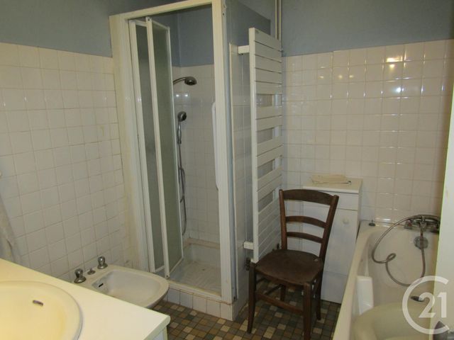 maison à vendre - 6 pièces - 145.0 m2 - PIOUSSAY - 79 - POITOU-CHARENTES - Century 21 I.C.S. Immobilier