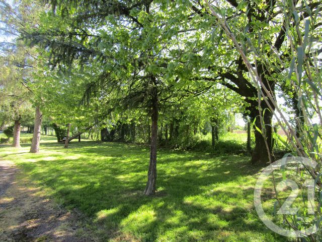 maison à vendre - 6 pièces - 145.0 m2 - PIOUSSAY - 79 - POITOU-CHARENTES - Century 21 I.C.S. Immobilier