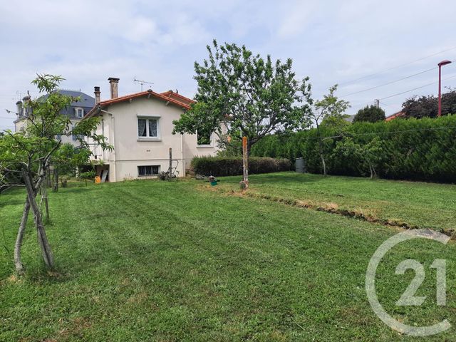 maison à vendre - 5 pièces - 77.13 m2 - CHEF BOUTONNE - 79 - POITOU-CHARENTES - Century 21 I.C.S. Immobilier
