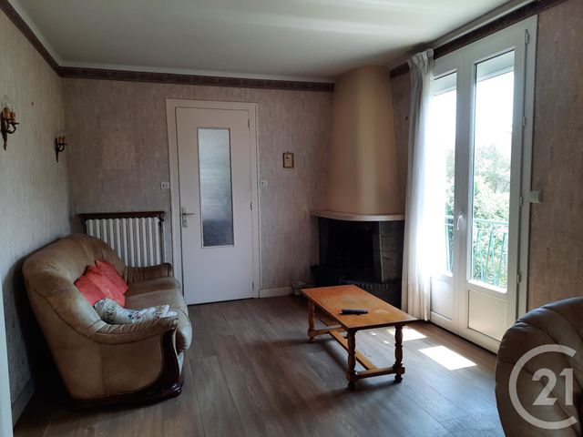 maison à vendre - 5 pièces - 77.13 m2 - CHEF BOUTONNE - 79 - POITOU-CHARENTES - Century 21 I.C.S. Immobilier