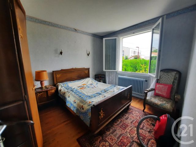 maison à vendre - 5 pièces - 77.13 m2 - CHEF BOUTONNE - 79 - POITOU-CHARENTES - Century 21 I.C.S. Immobilier
