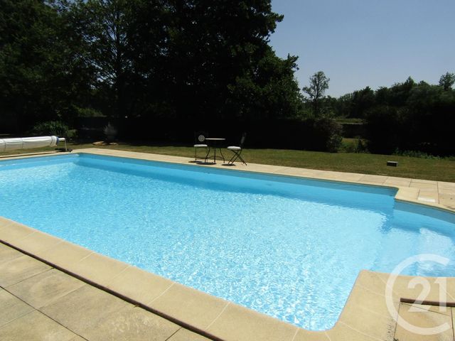 maison à vendre - 7 pièces - 171.0 m2 - BRIOUX SUR BOUTONNE - 79 - POITOU-CHARENTES - Century 21 I.C.S. Immobilier