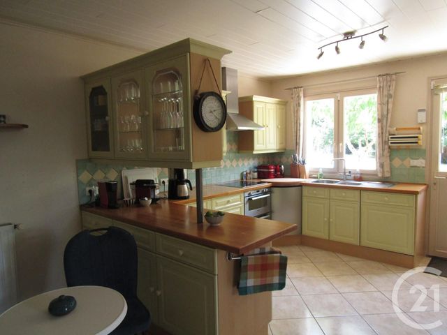maison à vendre - 7 pièces - 171.0 m2 - BRIOUX SUR BOUTONNE - 79 - POITOU-CHARENTES - Century 21 I.C.S. Immobilier