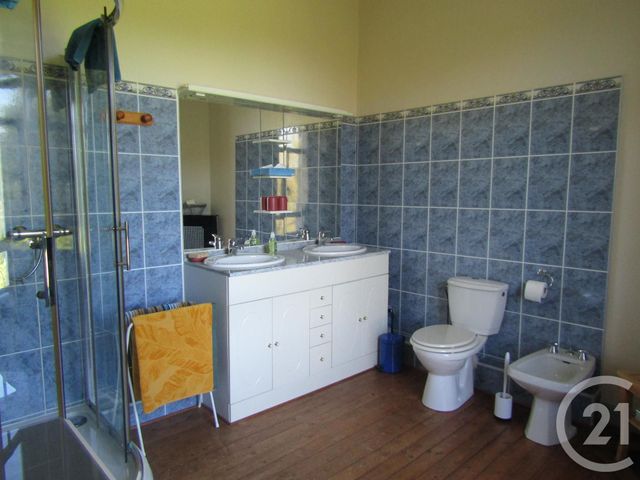 maison à vendre - 7 pièces - 171.0 m2 - BRIOUX SUR BOUTONNE - 79 - POITOU-CHARENTES - Century 21 I.C.S. Immobilier
