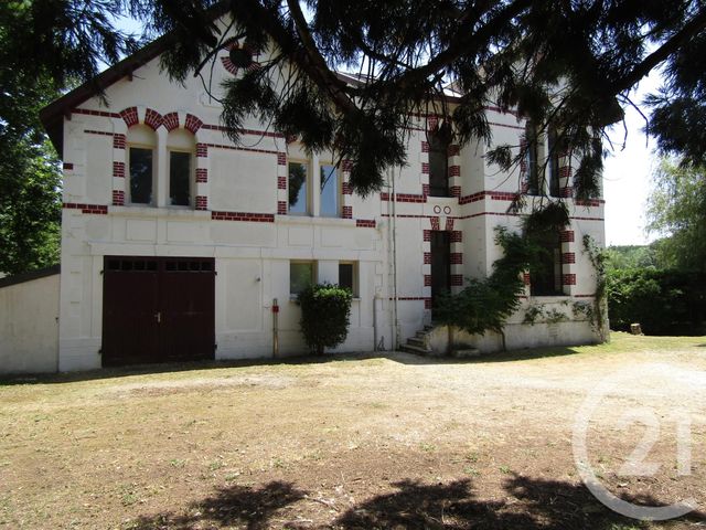 maison à vendre - 7 pièces - 171.0 m2 - BRIOUX SUR BOUTONNE - 79 - POITOU-CHARENTES - Century 21 I.C.S. Immobilier