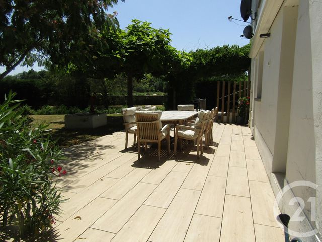 maison à vendre - 7 pièces - 171.0 m2 - BRIOUX SUR BOUTONNE - 79 - POITOU-CHARENTES - Century 21 I.C.S. Immobilier