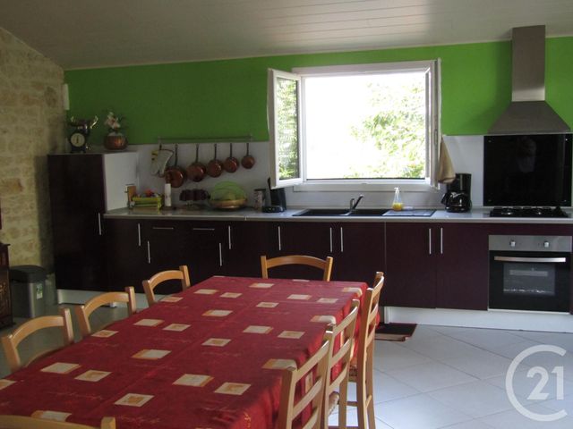maison à vendre - 4 pièces - 90.0 m2 - LUCHE SUR BRIOUX - 79 - POITOU-CHARENTES - Century 21 I.C.S. Immobilier