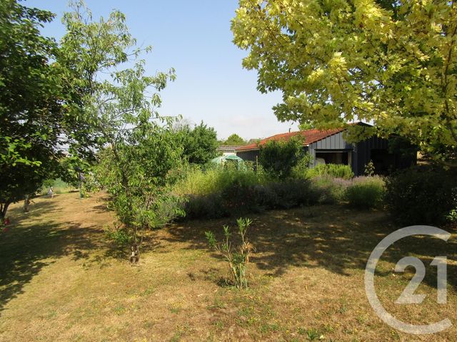 maison à vendre - 4 pièces - 90.0 m2 - LUCHE SUR BRIOUX - 79 - POITOU-CHARENTES - Century 21 I.C.S. Immobilier