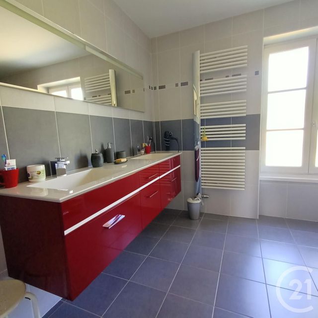 maison à vendre - 8 pièces - 304.53 m2 - LOUBILLE - 79 - POITOU-CHARENTES - Century 21 I.C.S. Immobilier
