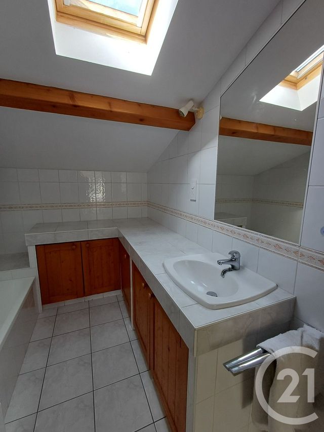 maison à vendre - 4 pièces - 70.0 m2 - BRIOUX SUR BOUTONNE - 79 - POITOU-CHARENTES - Century 21 I.C.S. Immobilier