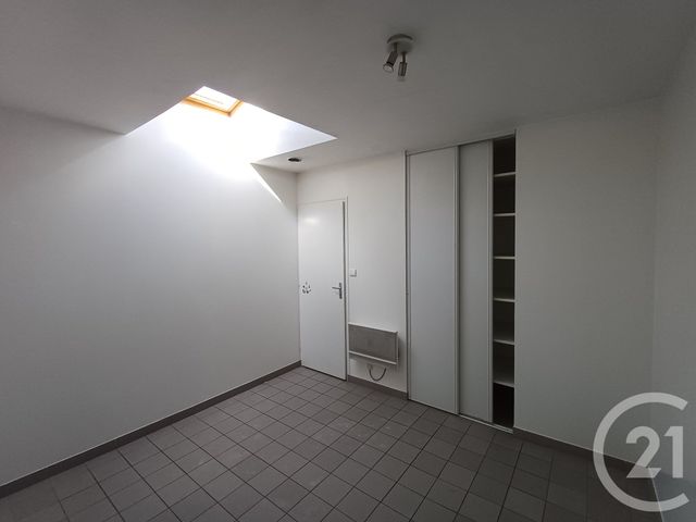 maison à vendre - 4 pièces - 70.0 m2 - BRIOUX SUR BOUTONNE - 79 - POITOU-CHARENTES - Century 21 I.C.S. Immobilier