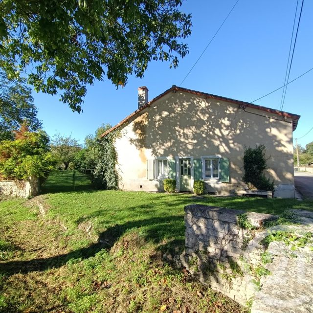 maison à vendre - 4 pièces - 58.0 m2 - FONTENILLE ST MARTIN ENTRAIGUES - 79 - POITOU-CHARENTES - Century 21 I.C.S. Immobilier