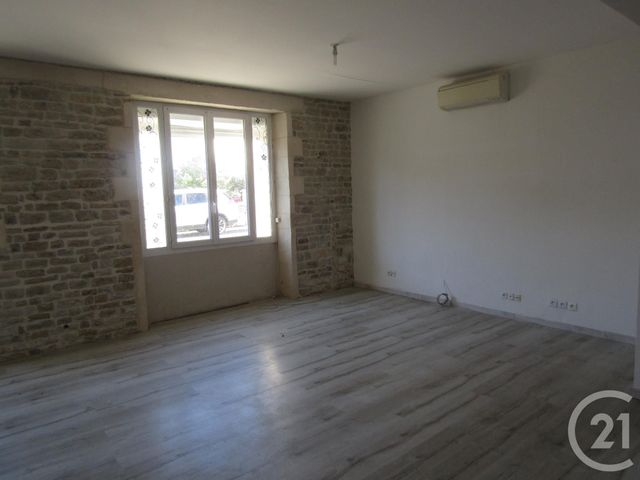 maison à vendre - 4 pièces - 121.0 m2 - PAIZAY NAUDOUIN EMBOURIE - 16 - POITOU-CHARENTES - Century 21 I.C.S. Immobilier