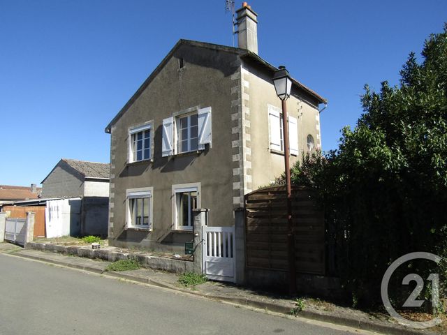 maison à vendre - 4 pièces - 121.0 m2 - PAIZAY NAUDOUIN EMBOURIE - 16 - POITOU-CHARENTES - Century 21 I.C.S. Immobilier