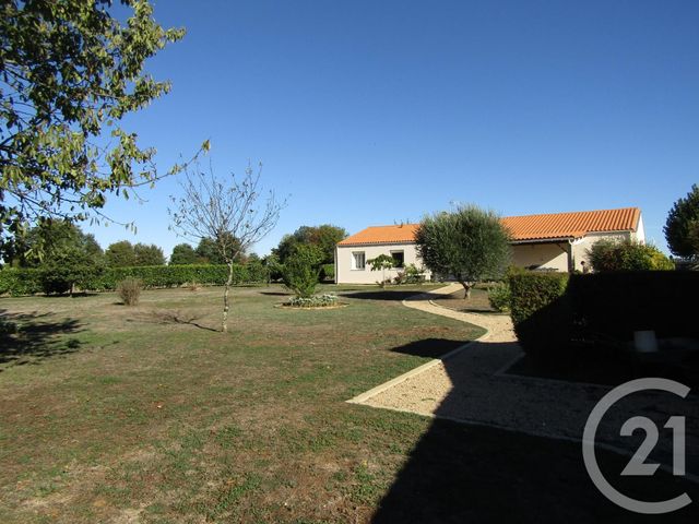 maison à vendre - 6 pièces - 139.0 m2 - ST ROMANS LES MELLE - 79 - POITOU-CHARENTES - Century 21 I.C.S. Immobilier