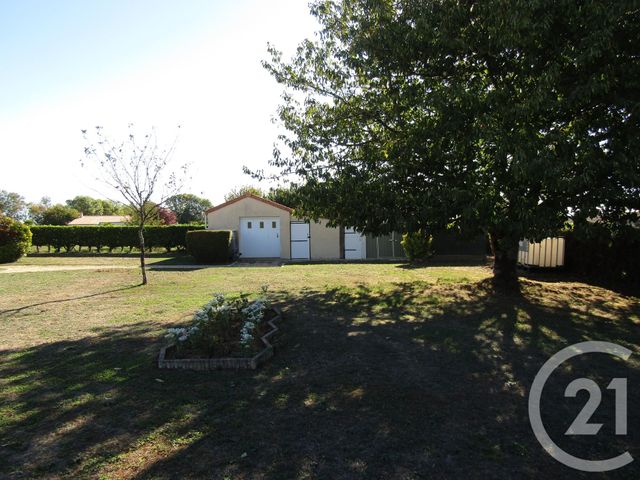 maison à vendre - 6 pièces - 139.0 m2 - ST ROMANS LES MELLE - 79 - POITOU-CHARENTES - Century 21 I.C.S. Immobilier